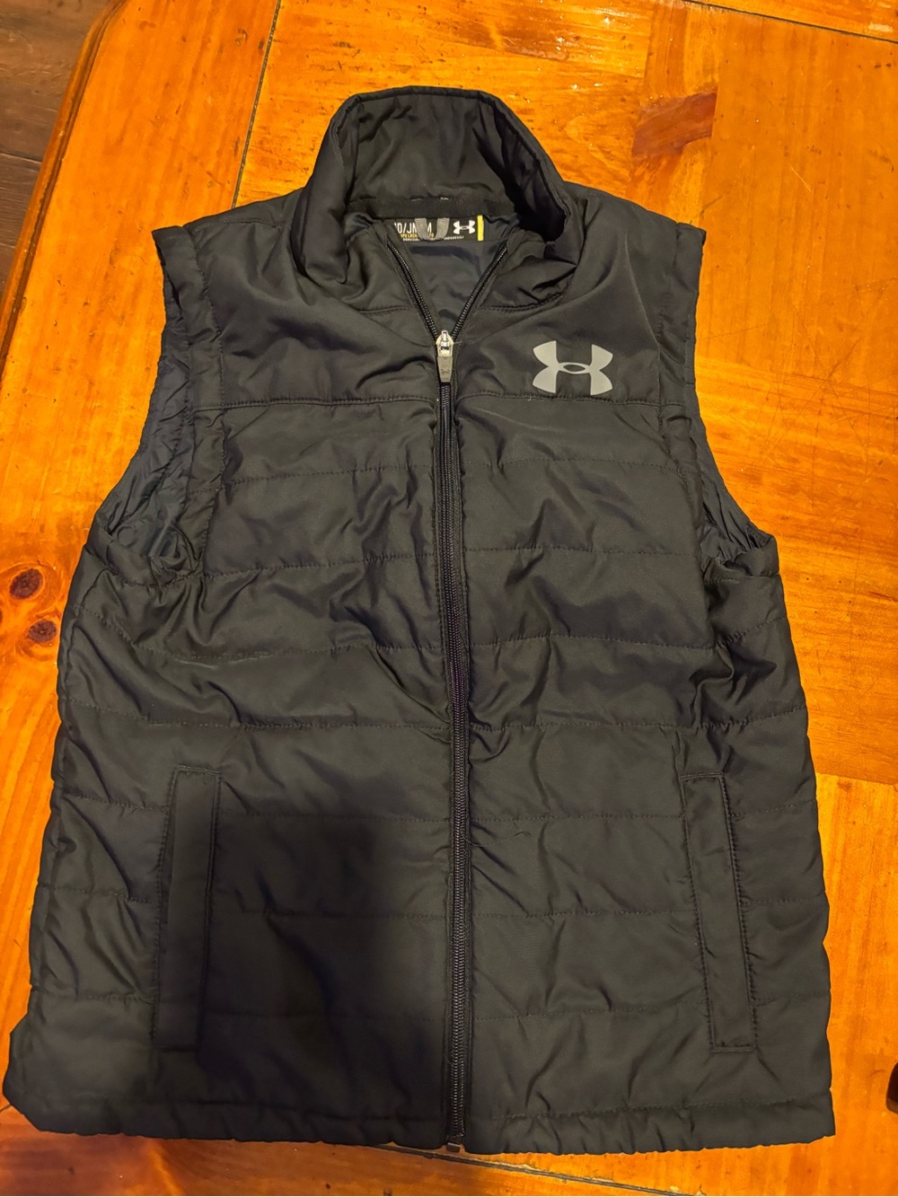 Under Armour Boy’s Black Quilted Insulated Vest